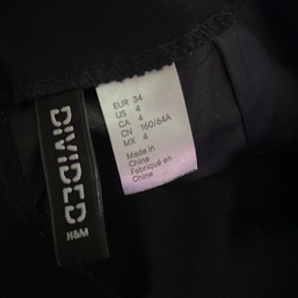 h&m black skirt size: 4 - Picture 4 of 8